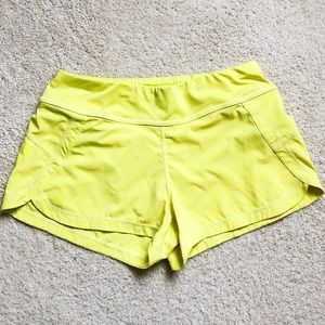 EUC Athleta Pulse Running Shorts